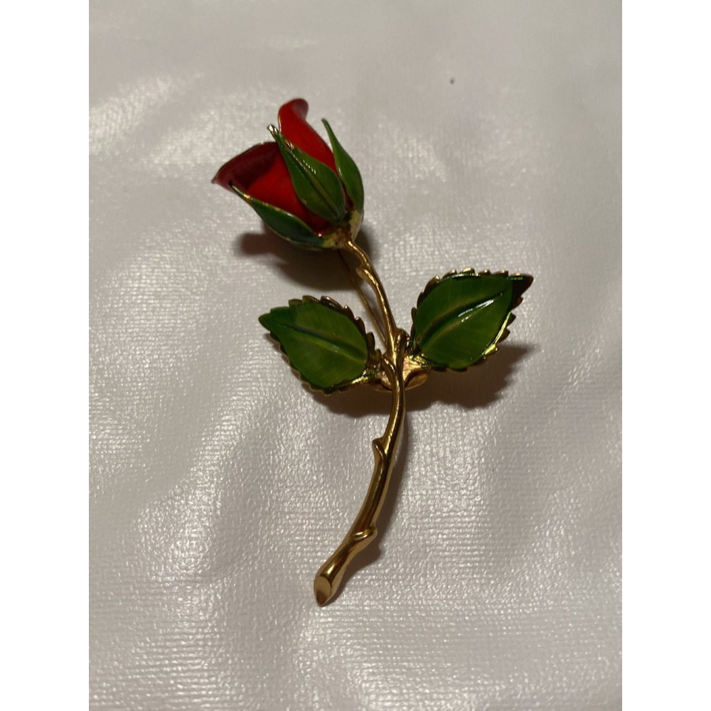Marked Giovanni Rose Brooch